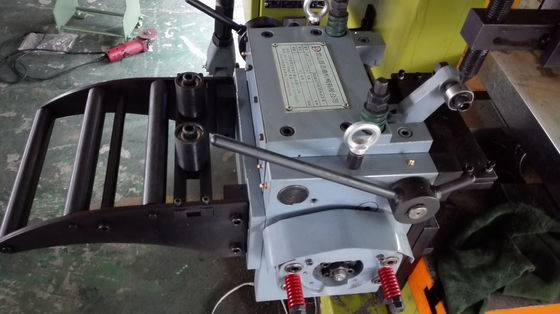 خط تغذية لفائف القناة الطبية قطرها 20 ملم باستخدام محرك يسكوا أو ميتسوبيشي الخدمي وضغط 200 طن لضمان التصنيع