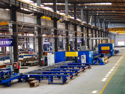 آلة الحفر ثلاثية الأبعاد عالية السرعة CNC Beam 7 محور كفاءة عالية ودقة