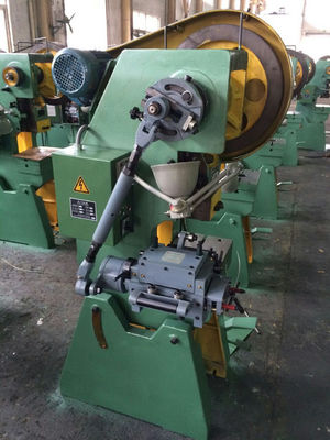 شاشة لمسة PLC طعام لفائف أوتوماتيكي قادرة على تغذية دقيقة من 20 ملم قطر الغطاء الطبية أجزاء في التصنيع