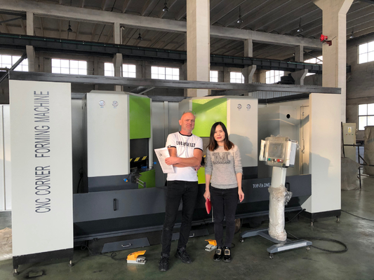 آلة التشكيل المزدوجة / الزاوية المزدوجة في نفس الوقت